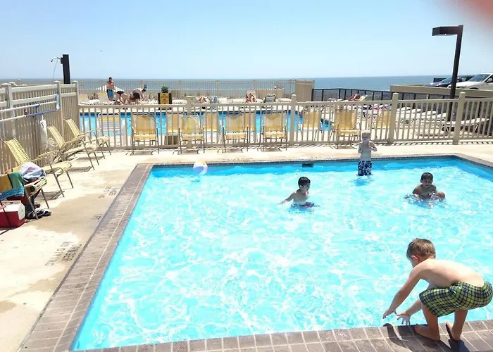 Above The Waves -best Ocean View And Heated Pool Apartment